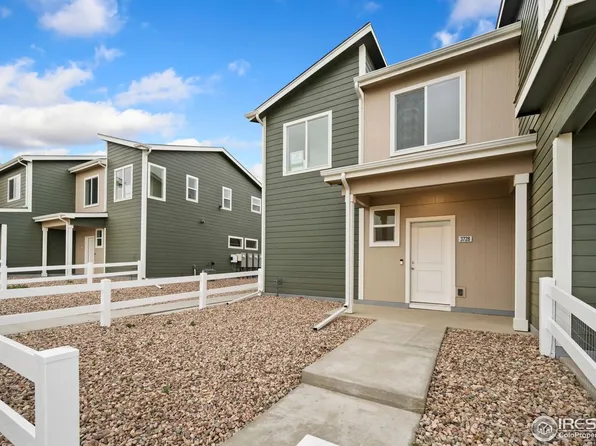 3728 Pinnacles Ct, Evans, CO 80620