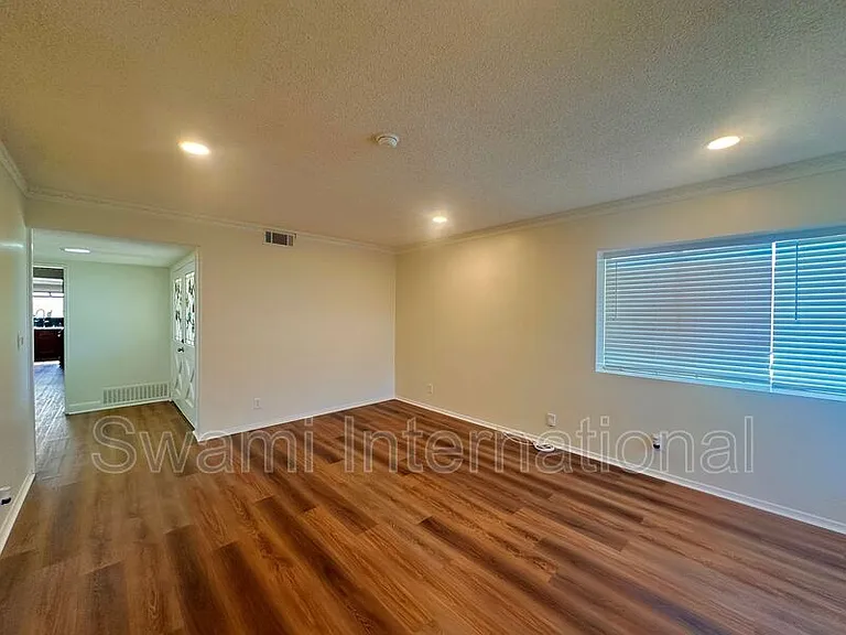 2404 255th St — Photo 14
