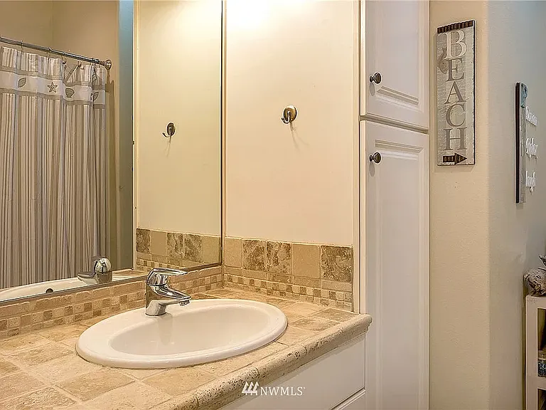 4463 Castlerock Dr — Photo 19