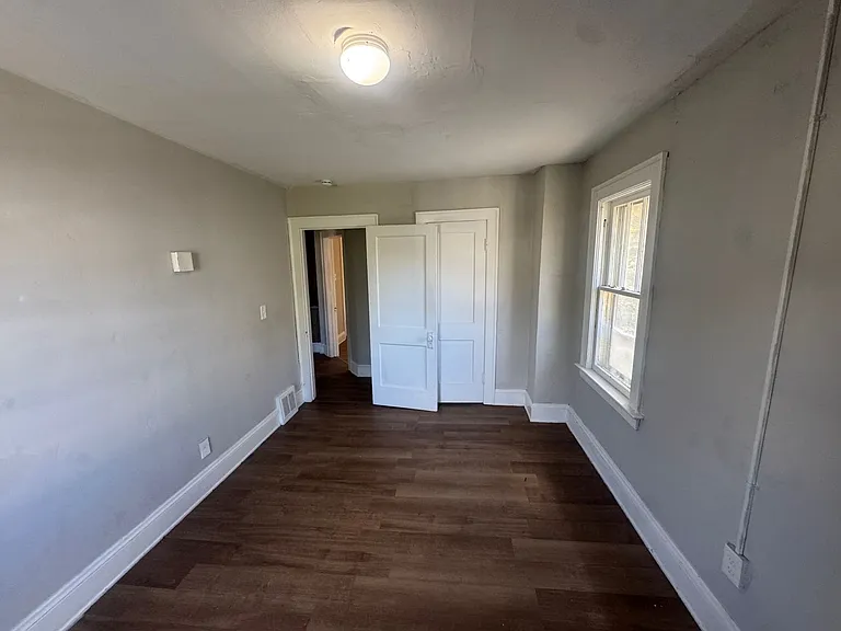 14200 Scioto Ave — Photo 10