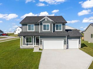 6720 Bright St, Johnston, IA 50131