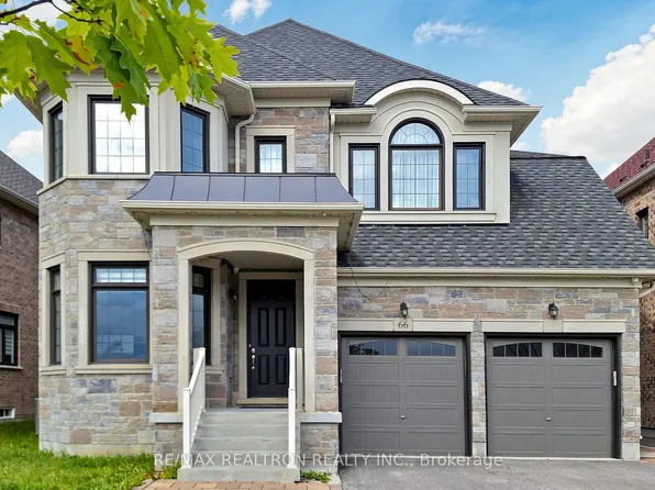 66 Dog Wood Blvd, East Gwillimbury, ON L9N 0T1