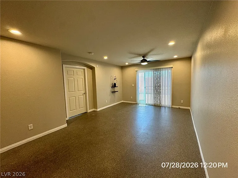 6049 Thistle Meadow Ave — Photo 42