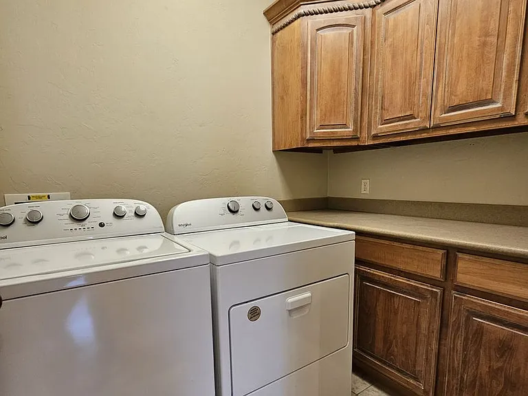 120 Napoli Ct — Photo 22