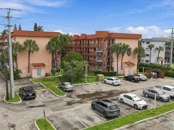 5350 W 21st Ct APT 202, Hialeah, FL 33016