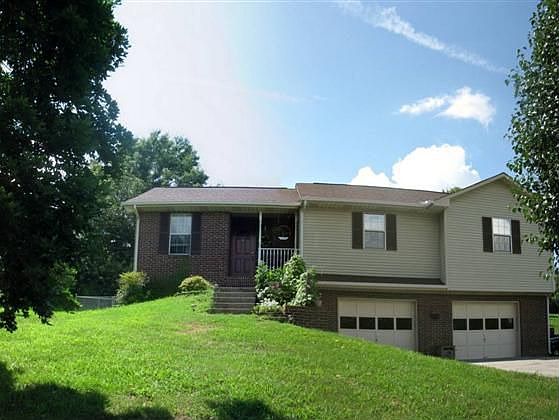 1st image of 5860 Chestnut Oak Dr