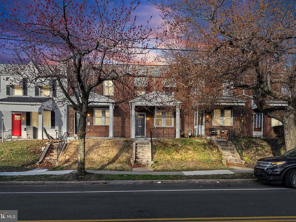 1st image of 120 Allendale St