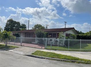 5598 SW 7th St, Miami, FL 33134
