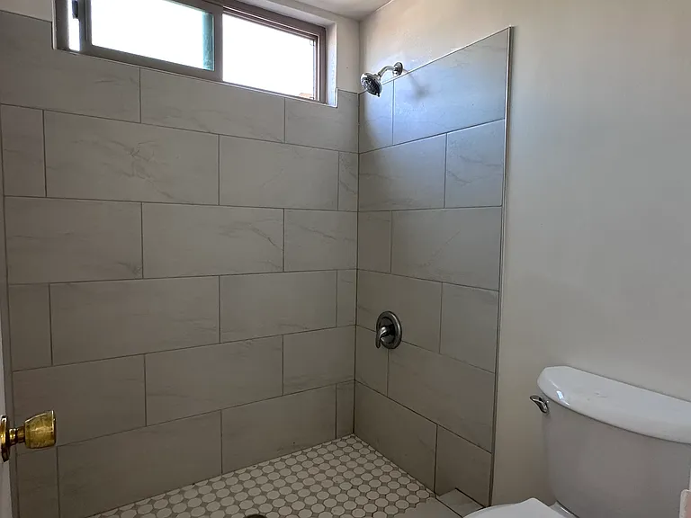 512 N Atlantic Blvd — Photo 7