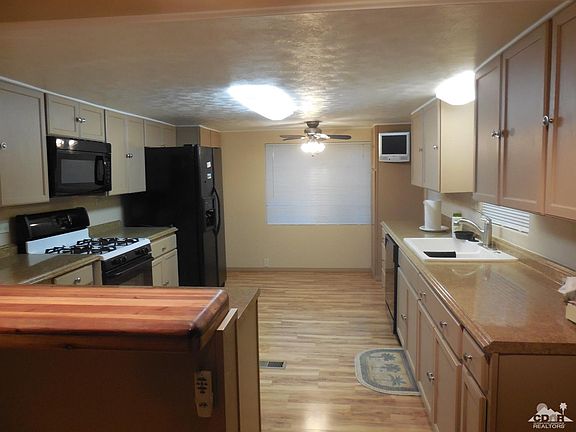 5th image of 69510 Fairway Dr