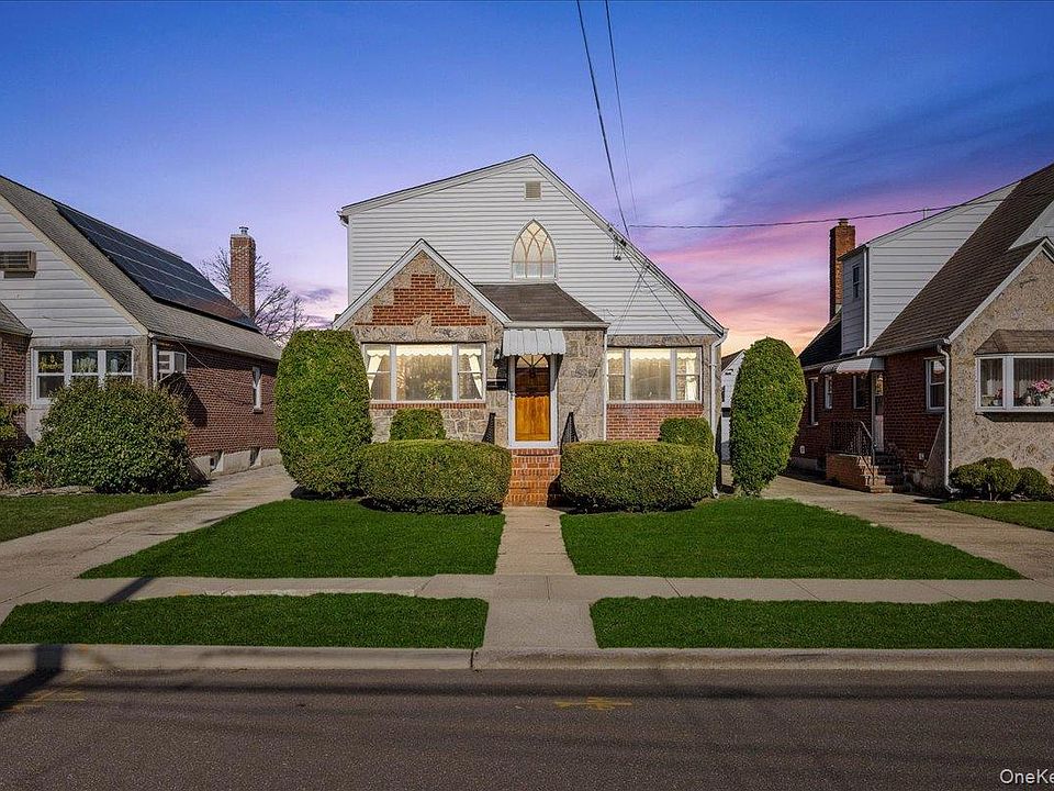1st image of 214 Central Boulevard