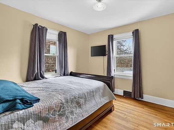 5th image of 35 Marcel Street
