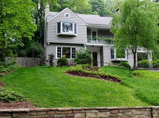 2518 44th St NW, Washington, DC 20007