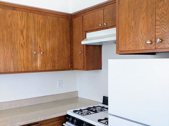 4th image of 4181 Florida St APT 09