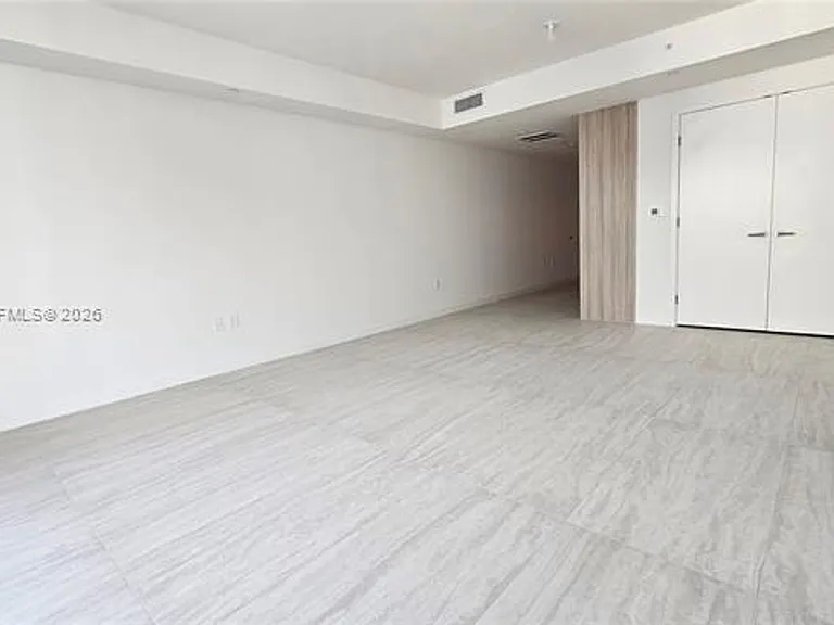 77 SE 5th St #4014 — Photo 40
