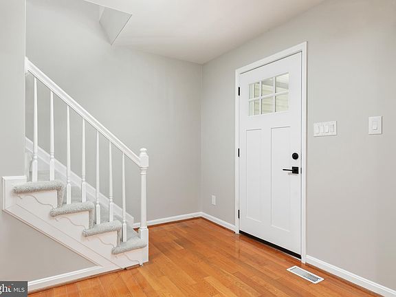 2nd image of 19203 Kings Dr