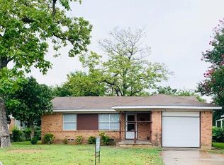 1734 Summit St, Mesquite, TX 75149