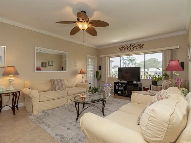 5888 Driftwood Pl — Photo 23