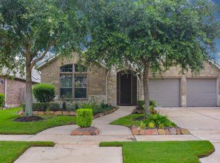 2211 Ascot Ln, Sugar Land, TX 77479