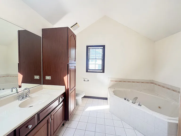 1108 Hollingswood Ave — Photo 19