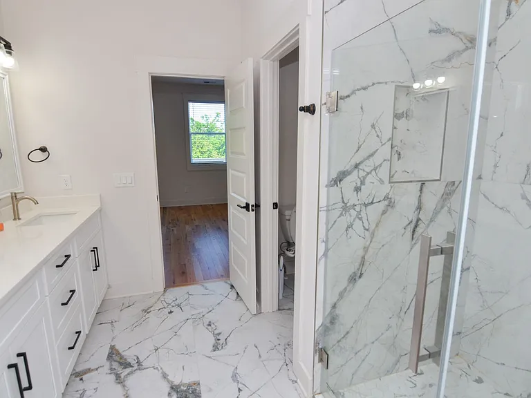 411 McAdoo Ave — Photo 26