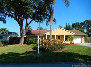 5321 SW 57th Ct, Davie, FL 33314