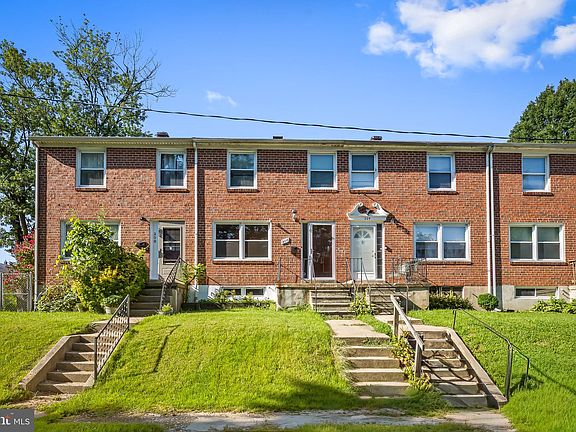 3rd image of 206 Cove Rd