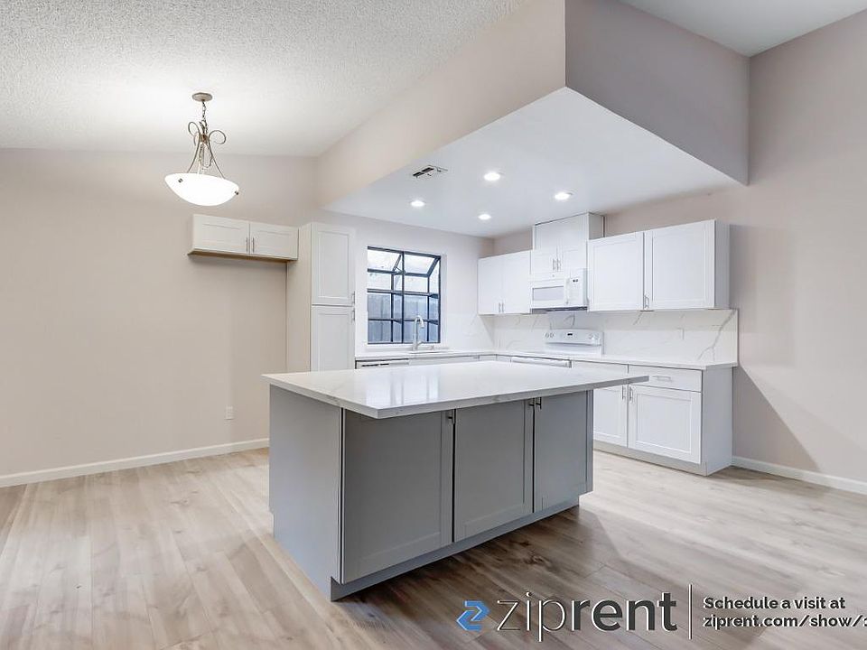 1st image of 7863 Casa Bella Way