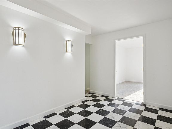 5th image of 715 W Michigan Ave #506-507