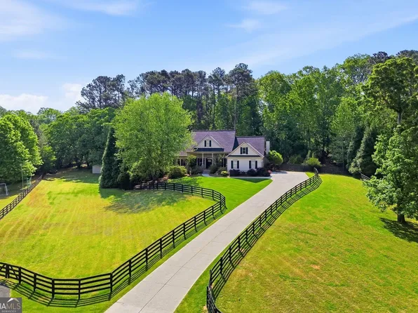 102 Country Acres Ln, Canton, GA 30115