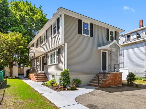 22 Park St, Wakefield, MA 01880
