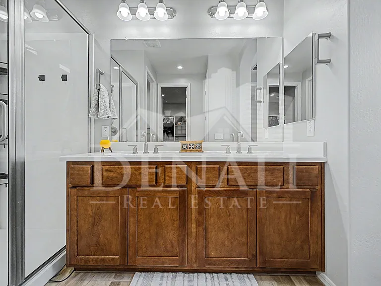 4260 E Jesse St — Photo 8