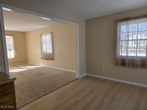 4th image of 749 McKinley Ave
