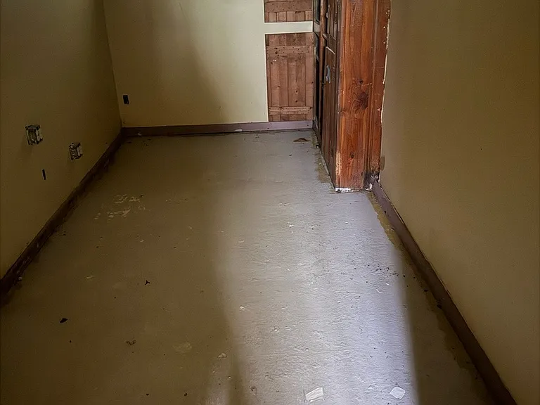 19811 Harlow St — Photo 11