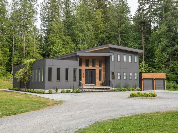 2548 Sandy Drive, Camano Island, WA 98282