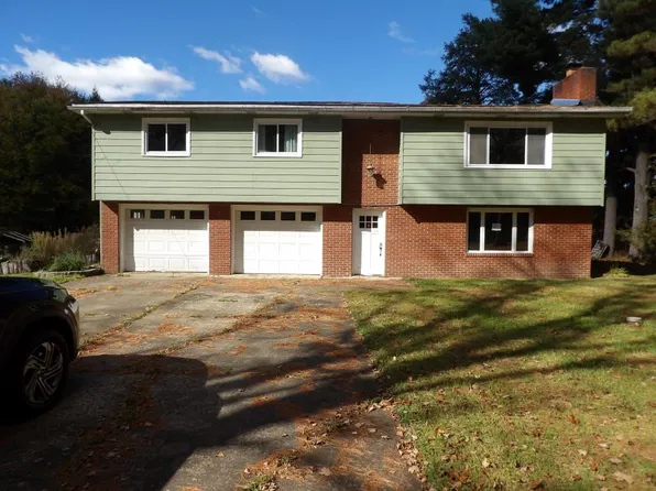 15075 Gilliland Rd, Linesville, PA 16424