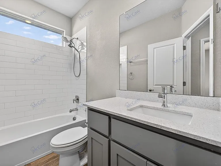 2521 Dunbarton Dr — Photo 17