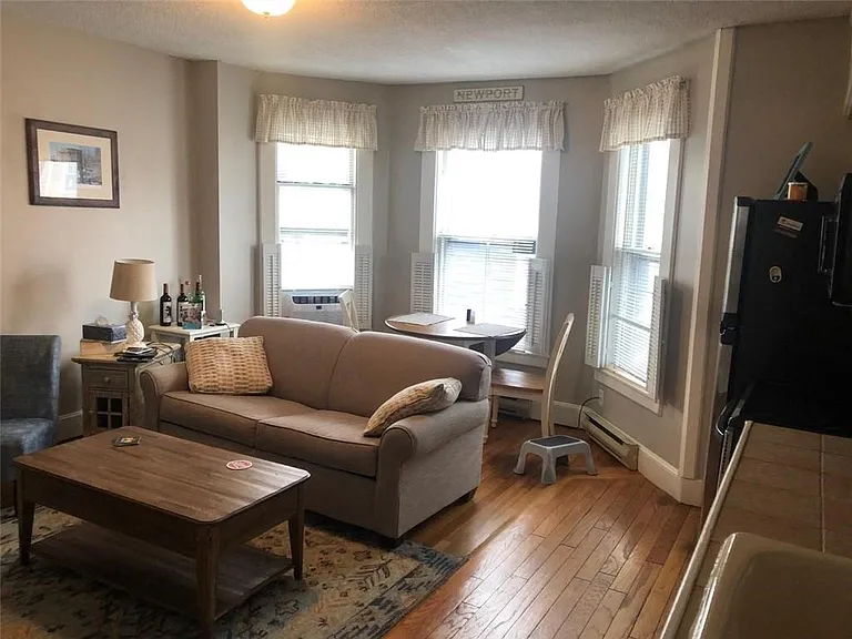 32 School St #3 — Photo 5