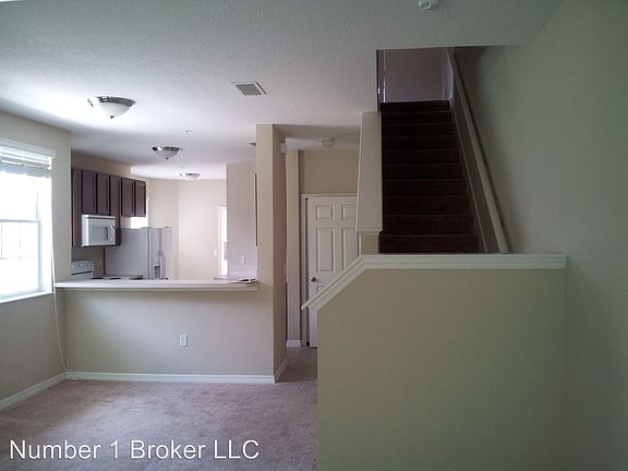 4th image of 10433 Regent Square Dr #806