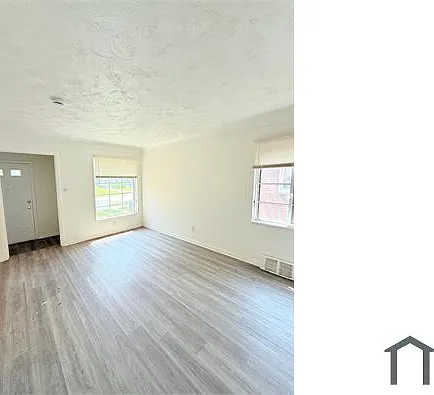 20527 Rosemont Ave — Photo 4