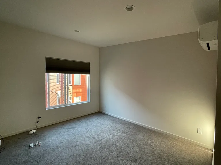 4052 Martin Luther King Jr Way S — Photo 5