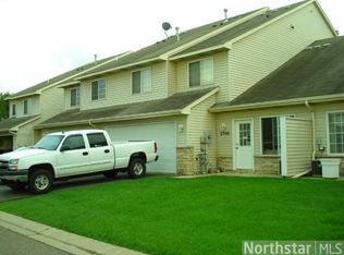 2348 Flamingo Dr, Shakopee, MN 55379