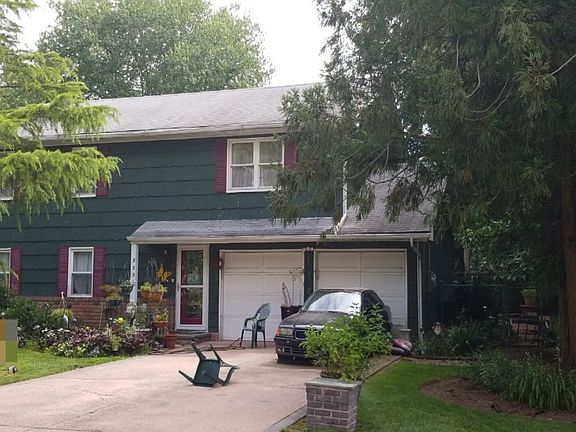 2nd image of 155 N 23rd St