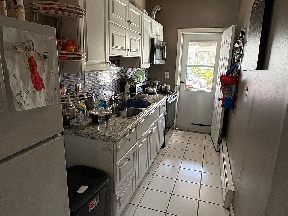 1st image of 18 Winthrop Ave APT 1