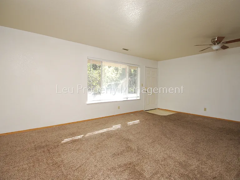 5900 Pony Express Trl — Photo 7
