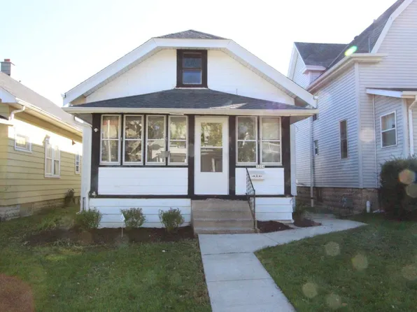 1204 S 58th St, Milwaukee, WI 53214