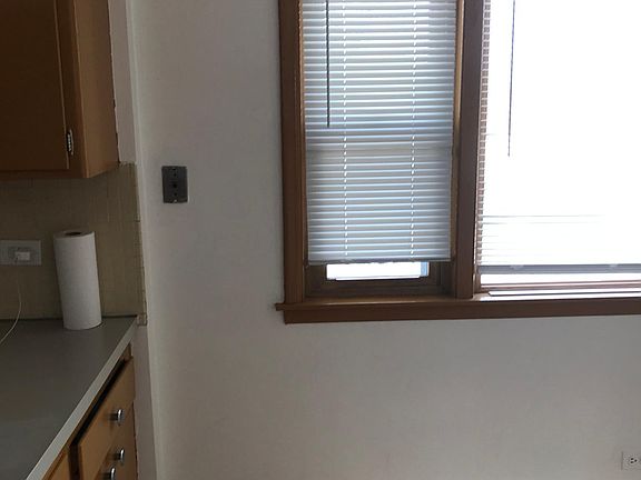 5th image of 2173 N Moody Ave #2