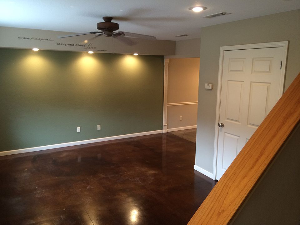 1st image of 802 W Tahlequah St APT A