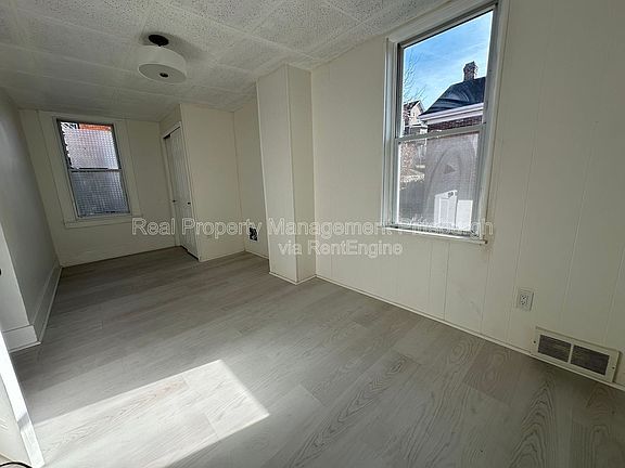 5th image of 1611 Westmont Ave Floor 2