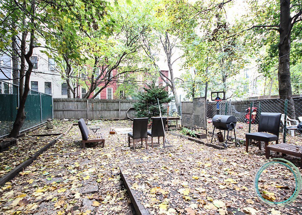 1st image of 949 Bedford Ave APT 1